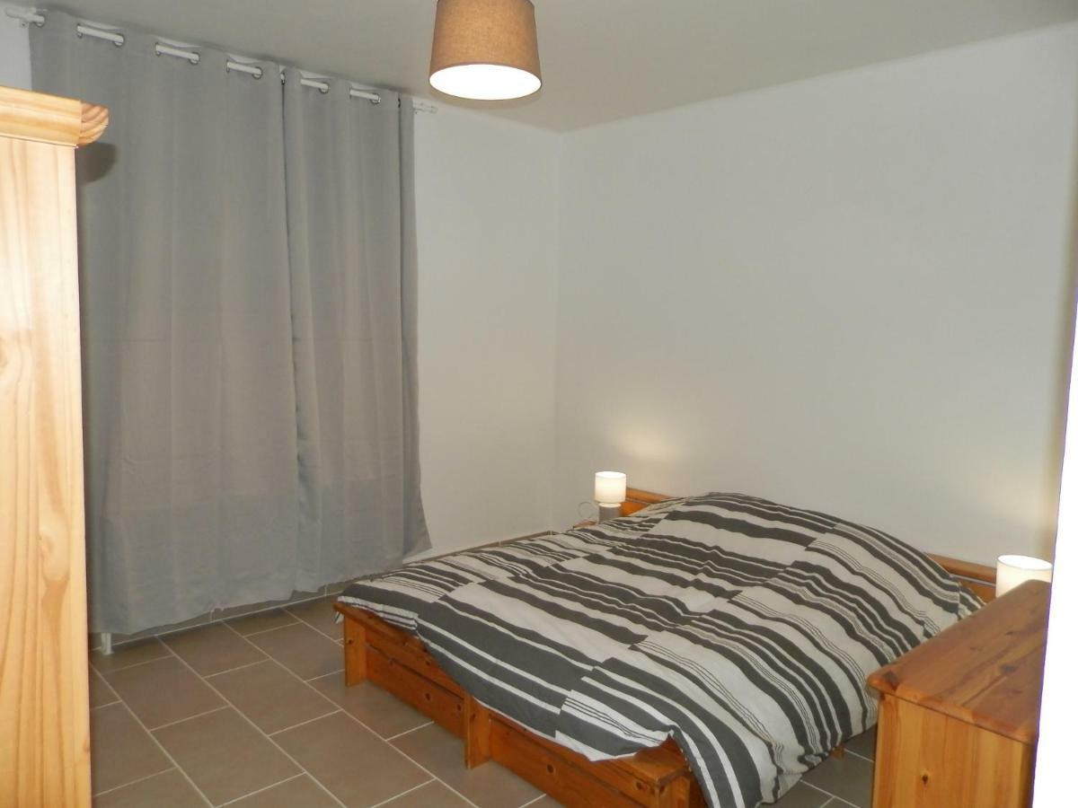 Vallee Des Ardoisieres Mael-Carhaix Kamer foto