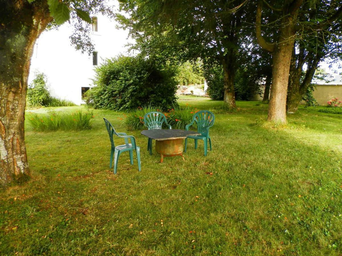 Vallee Des Ardoisieres Mael-Carhaix Buitenkant foto