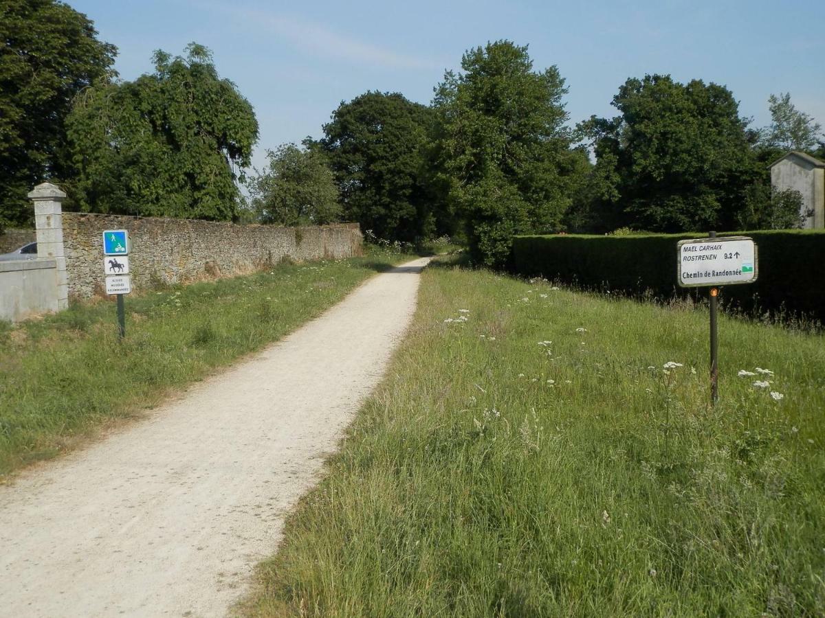 Vallee Des Ardoisieres Mael-Carhaix Buitenkant foto