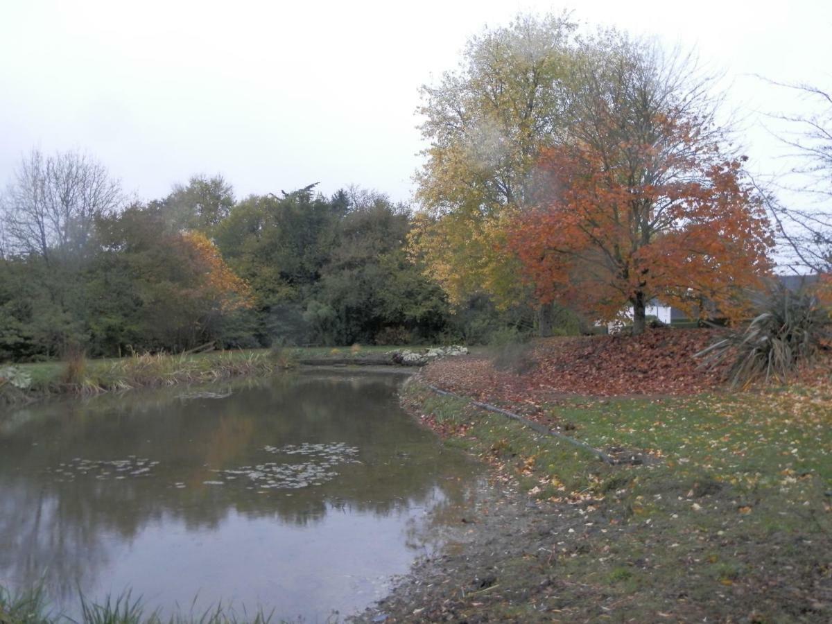 Vallee Des Ardoisieres Mael-Carhaix Buitenkant foto